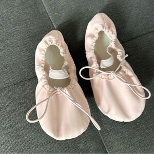 Soft Pink Dance Slippers size 8